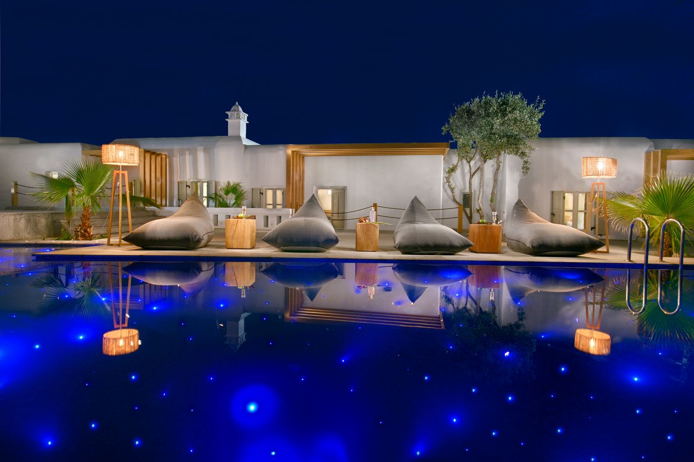 Petinos-Hotel-Pool-8