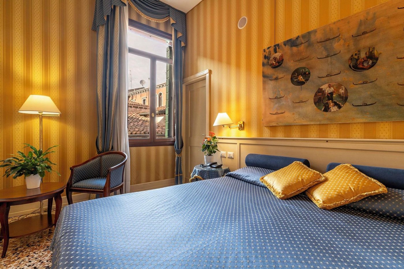 Bella-Venezia-Room-18