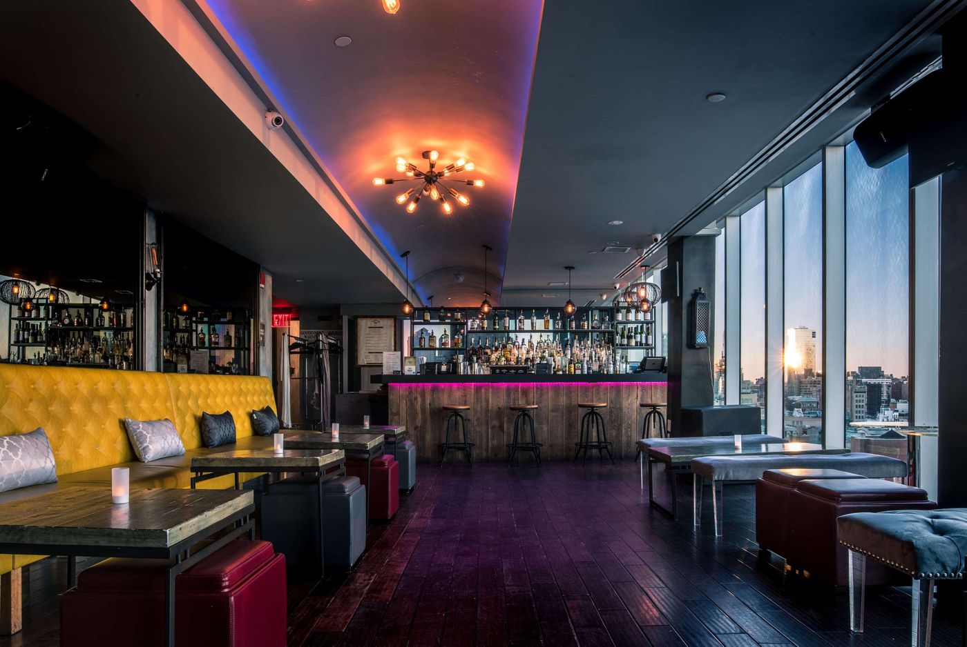 Wyndham-Garden-Chinatown-Bar-18