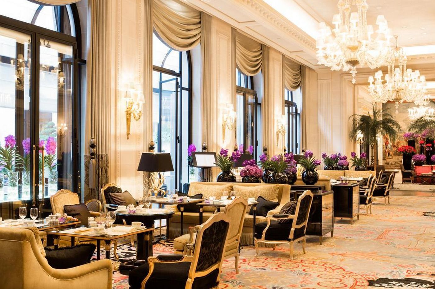 Four-Seasons-Hotel-Paris-General-view-9