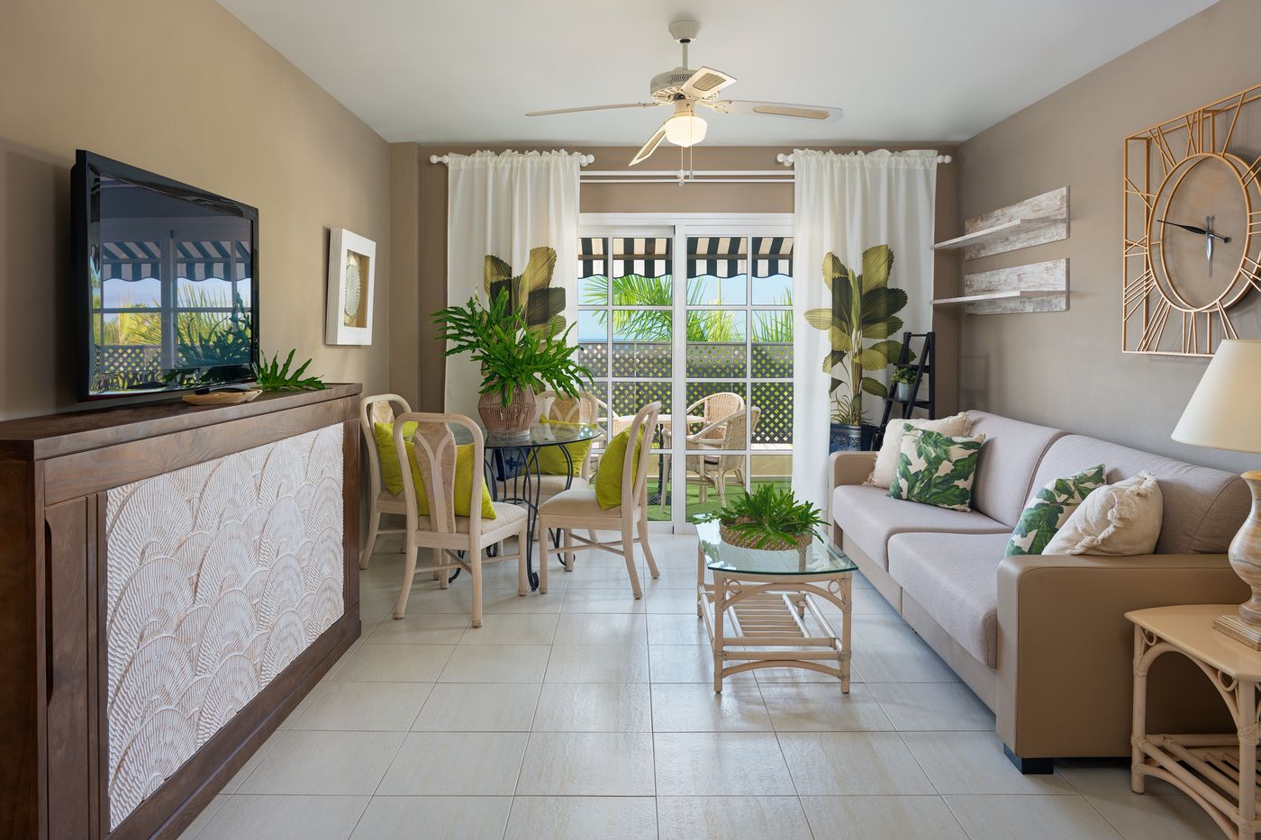 Gran-Oasis-Resort-Room-57