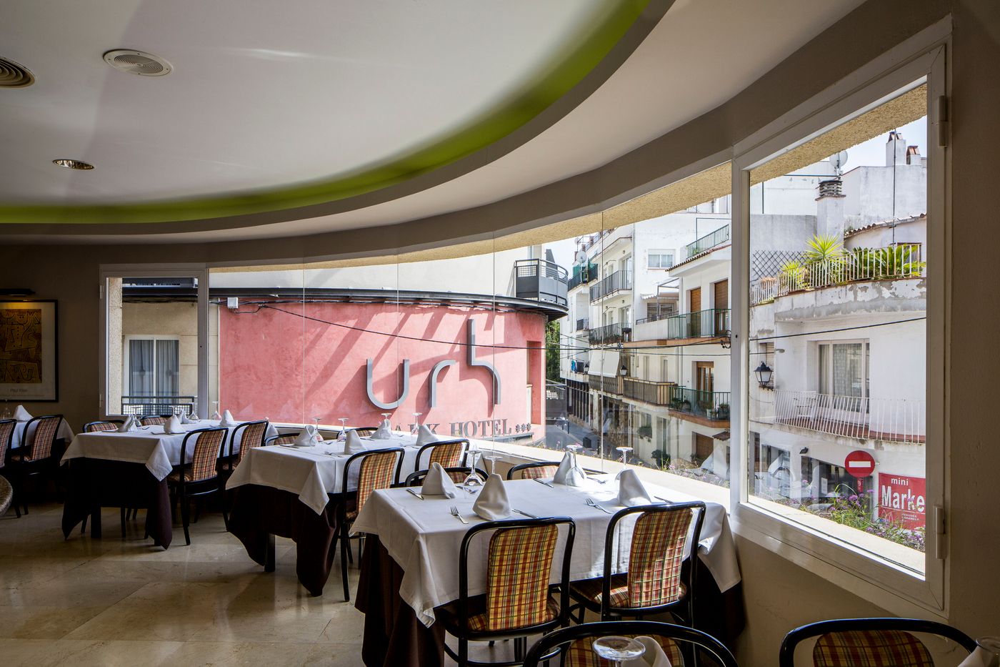URH-Tossa-de-Mar-Restaurant-38