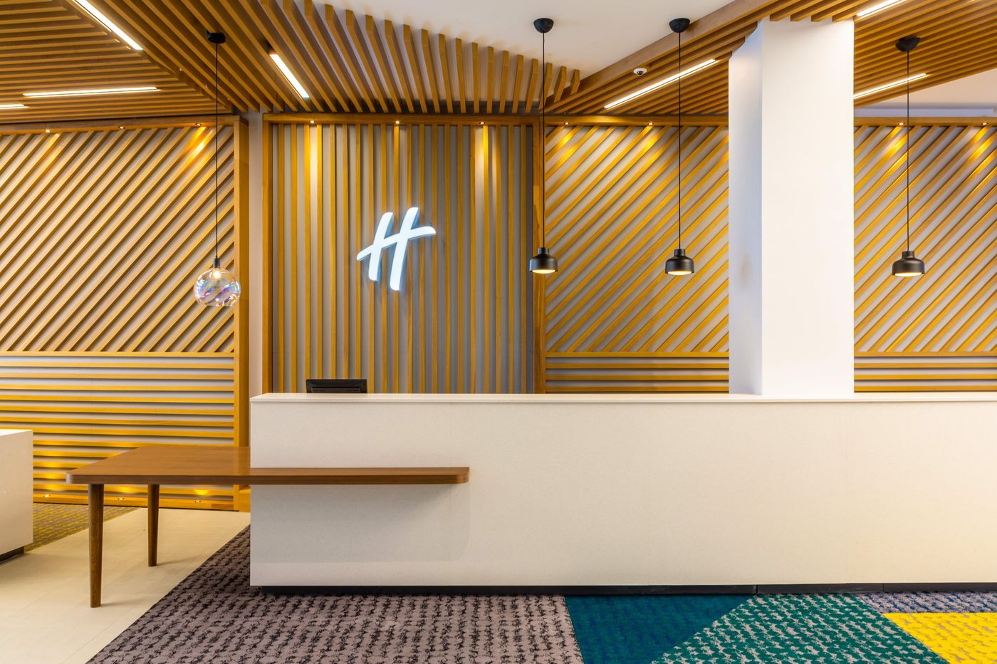 Holiday-Inn-Dublin-Airport-General-view-20