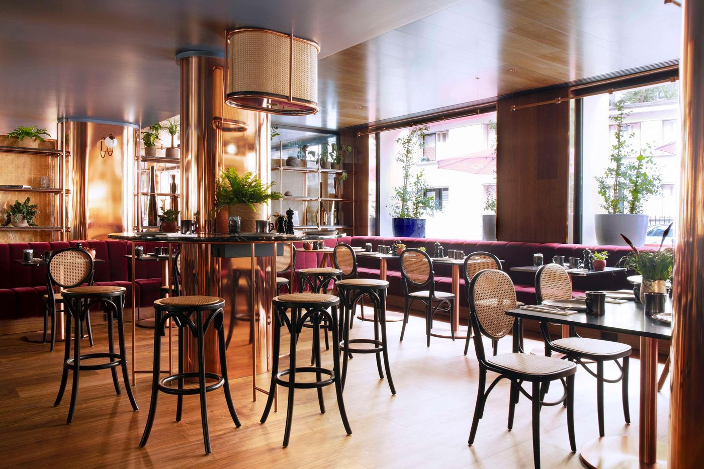 Melia-Paris-Tour-Eiffel-Restaurant-16