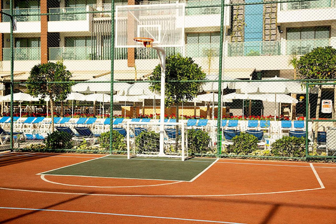 Side-Resort-Hotel-Sports-and-Entertainment-15