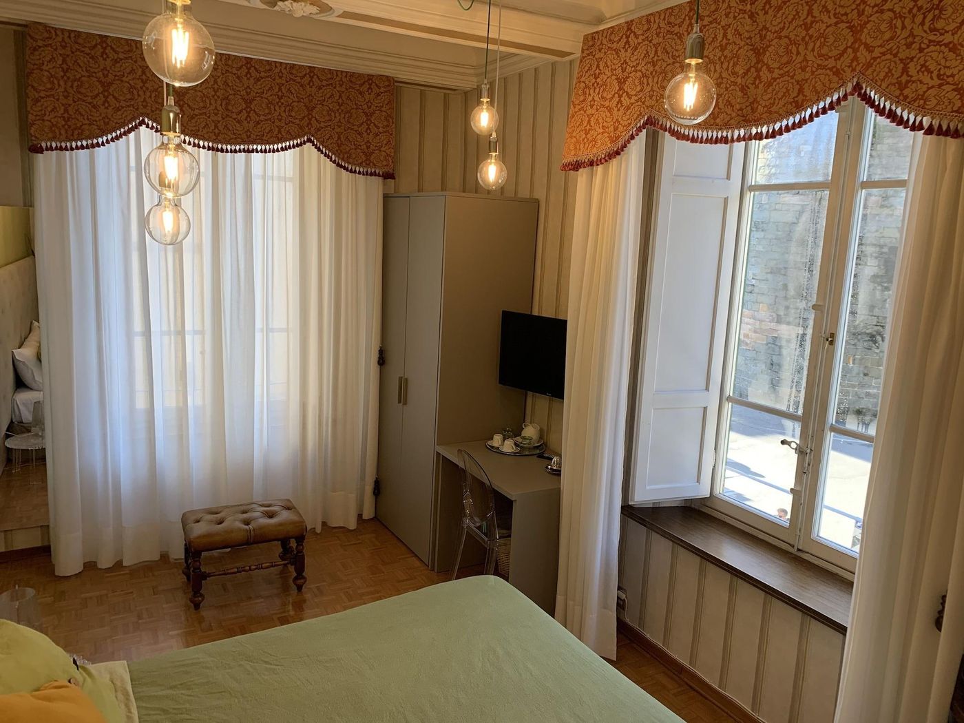 La-Terrazza-Di-Via-Elisa-Room-17