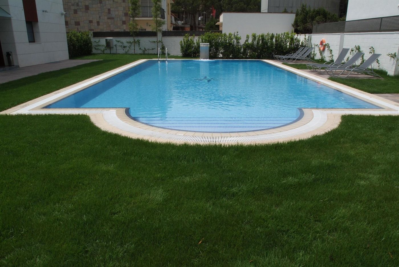 Royal-Marina-Gardens-Pool-10