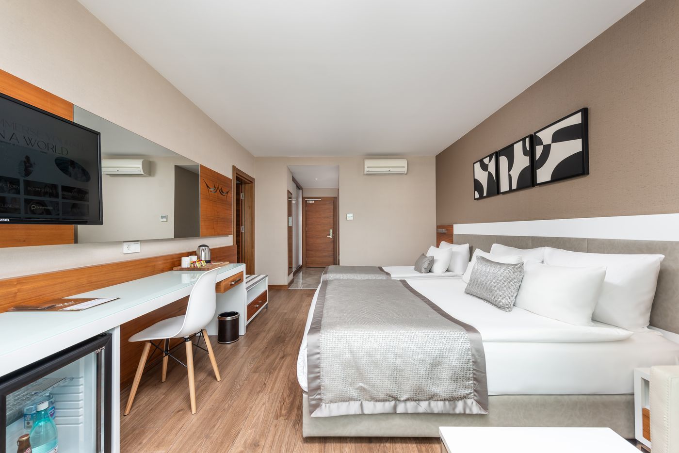 White-City-Resort-and-Spa-Hotel-Room-33