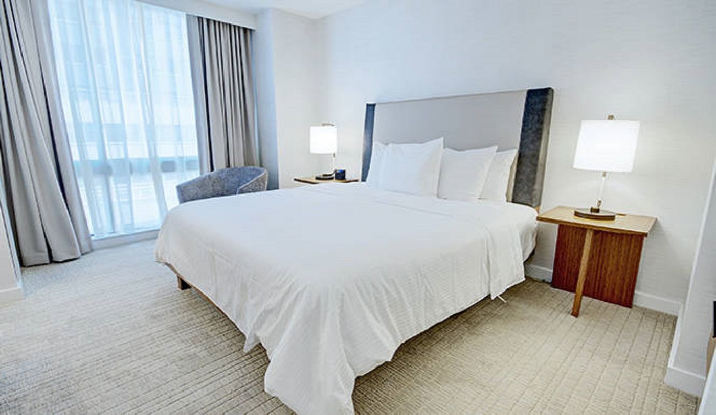 Club-Wyndham-Midtown-45-Room-10