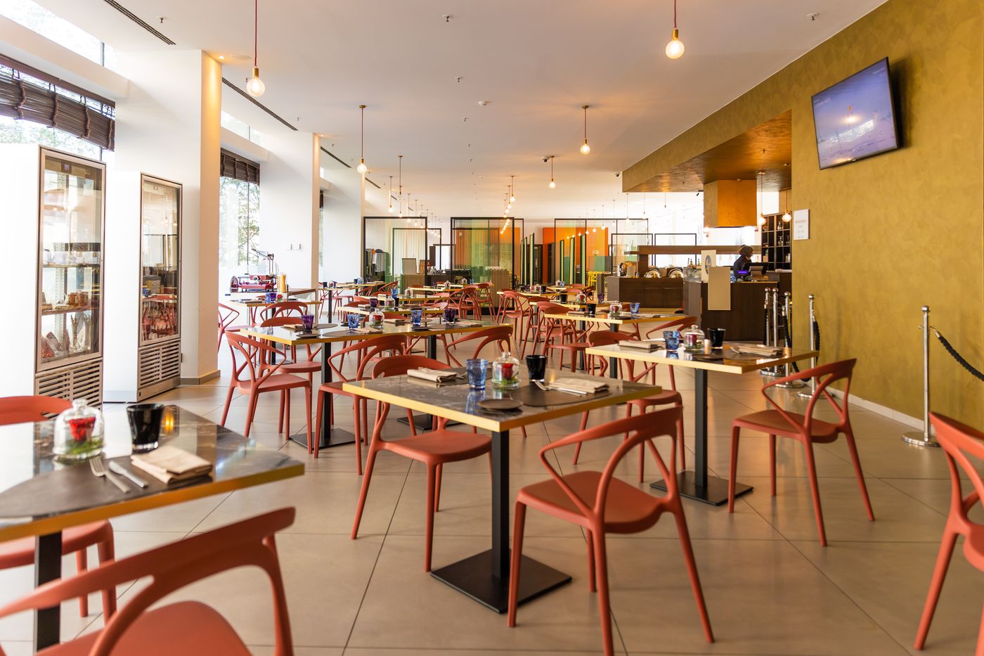 DoubleTree-by-Hilton-Milan-Restaurant-13