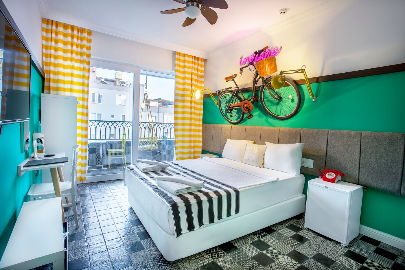 Anjelıq Downtown Hotel