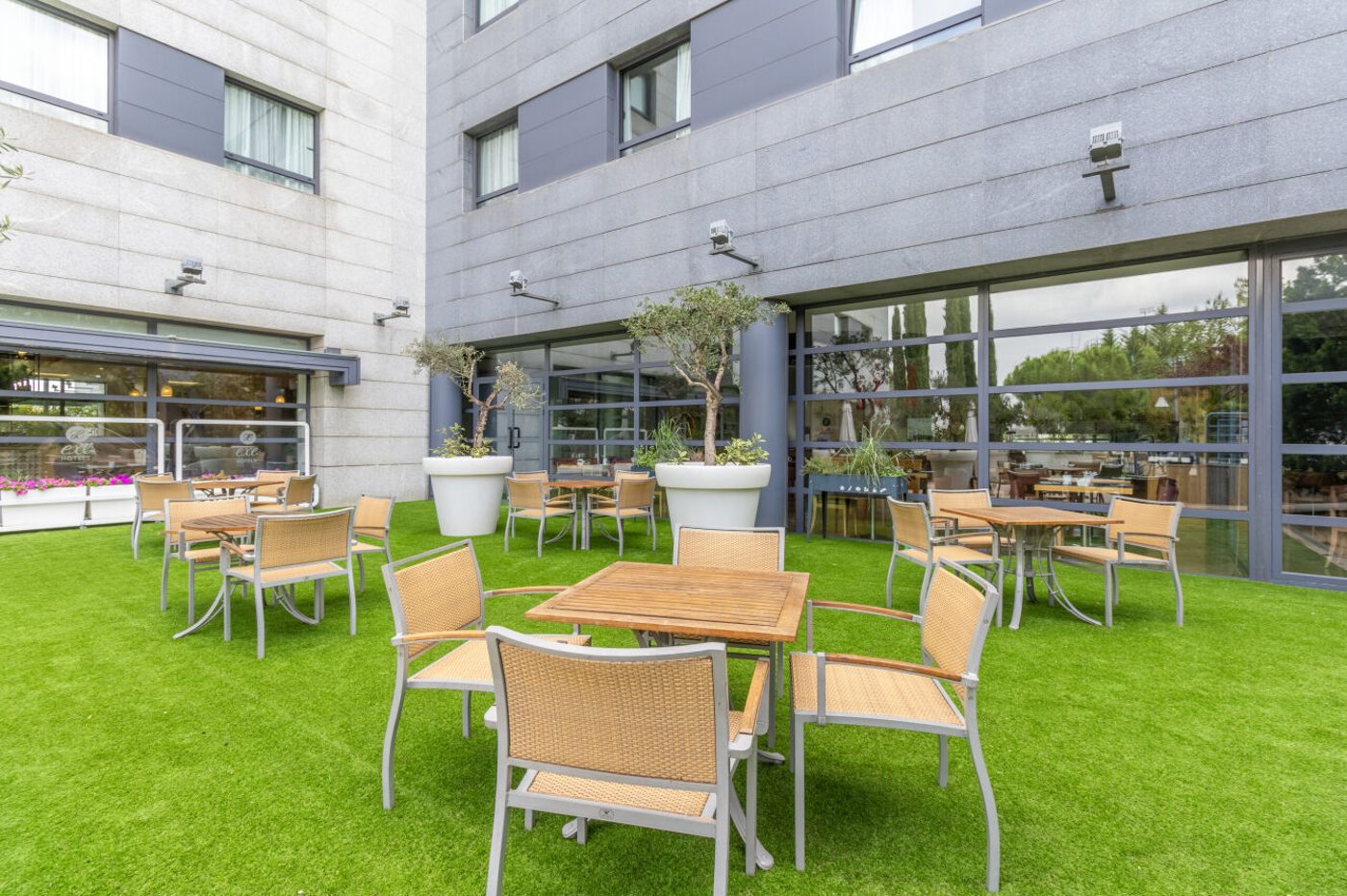 Exe-Madrid-Norte-Terrace-39