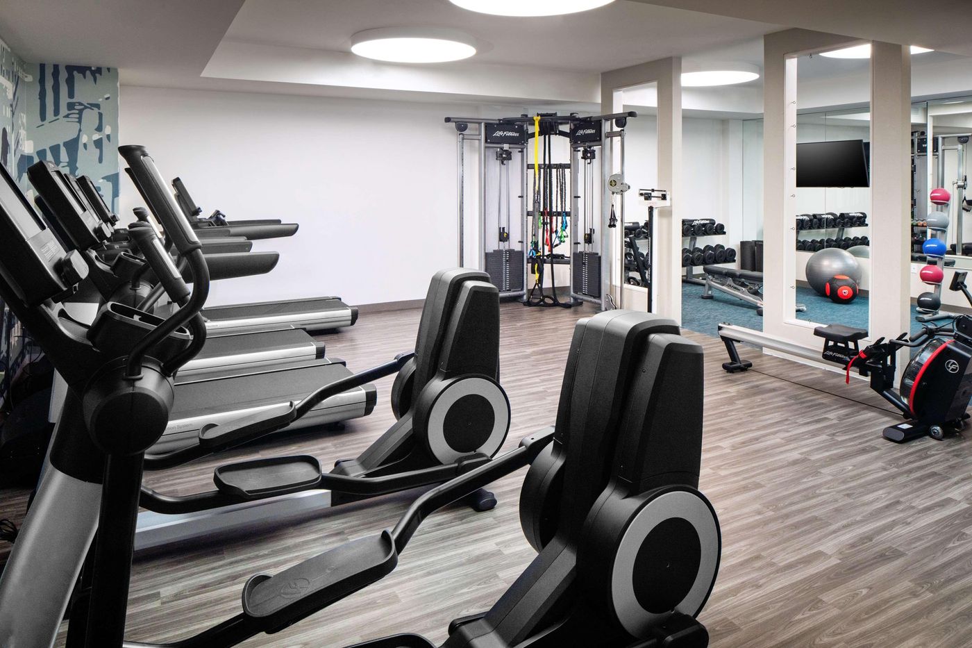 Hyatt-Place-NYC-Chelsea-Sports-and-Entertainment-53