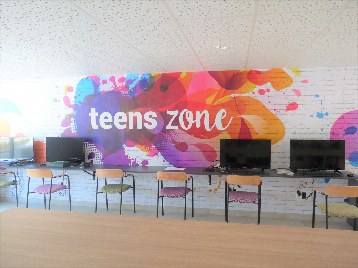 30 Degrees Hotel Pineda Splash