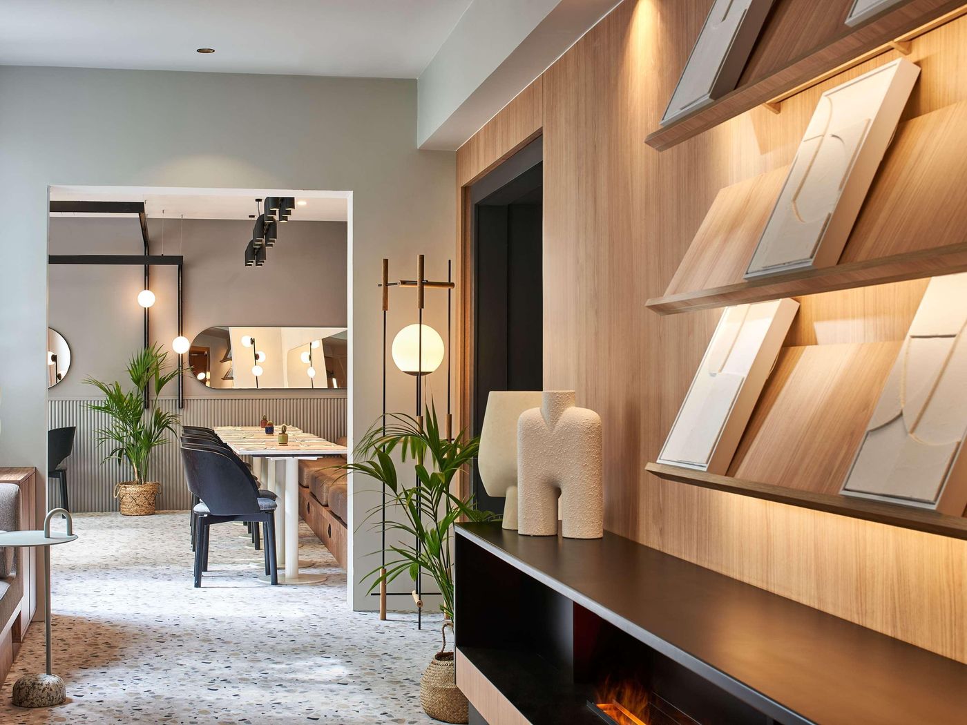 Hotel-Mercure-Paris-15-Porte-de-Versailles-General-view-2