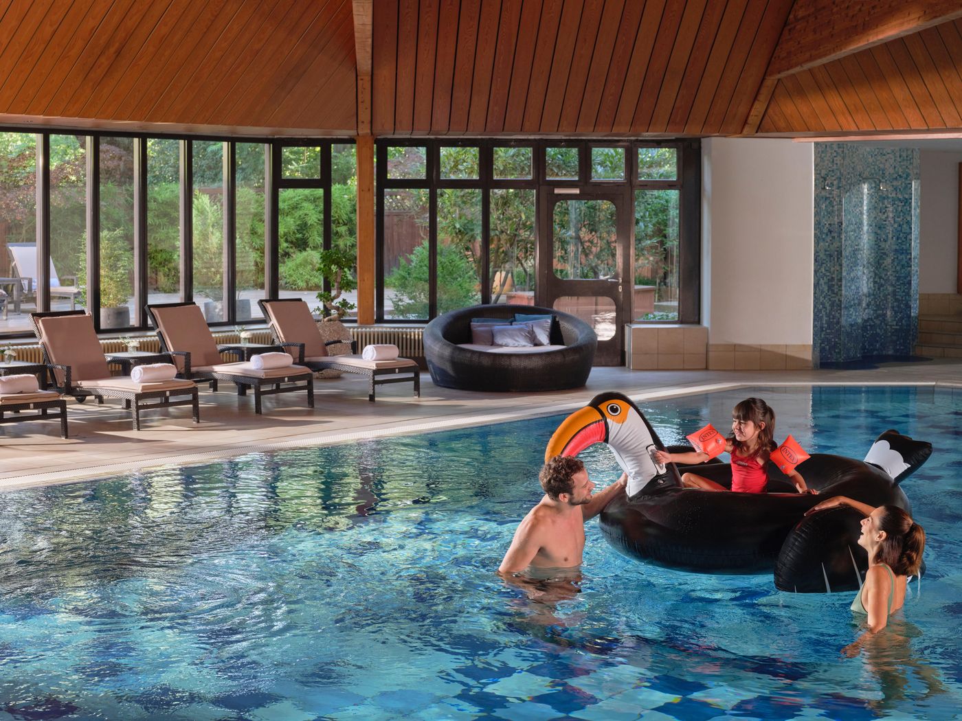 InterContinental-Berlin-Pool-80