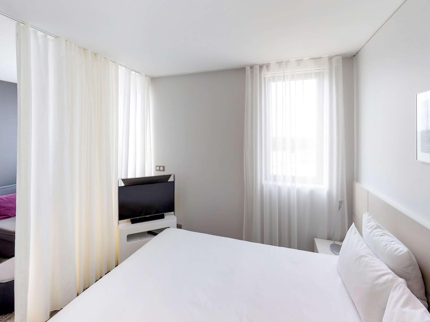 Novotel-Suites-Luxembourg-Room-44