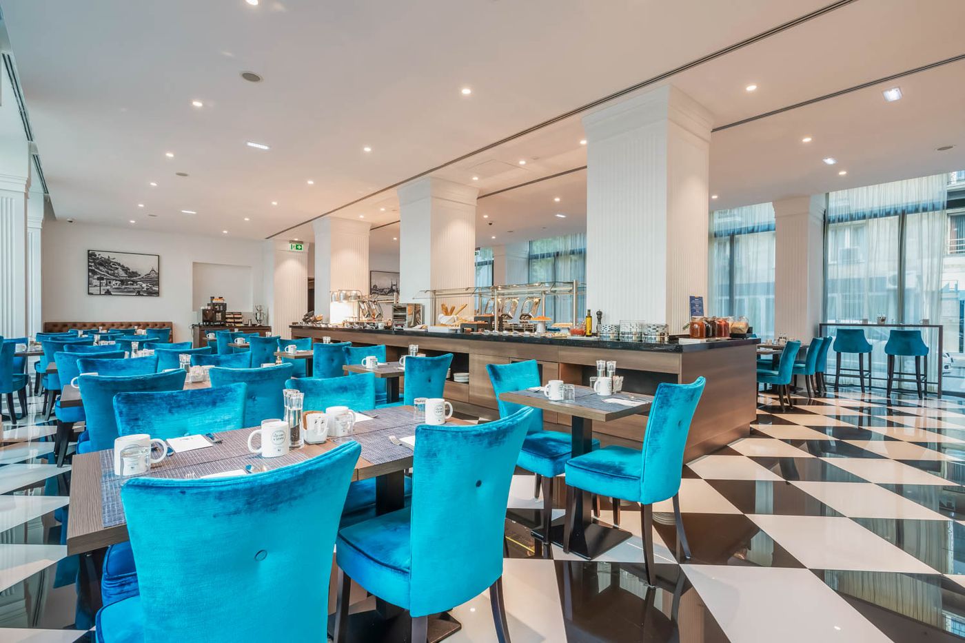 Eurostars-Danube-Budapest-Restaurant-41