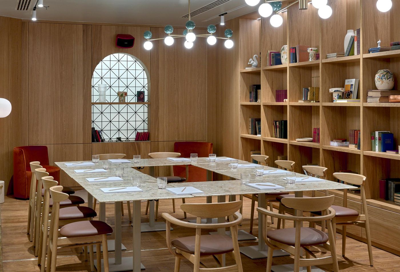 Verno-House-Conferences-47