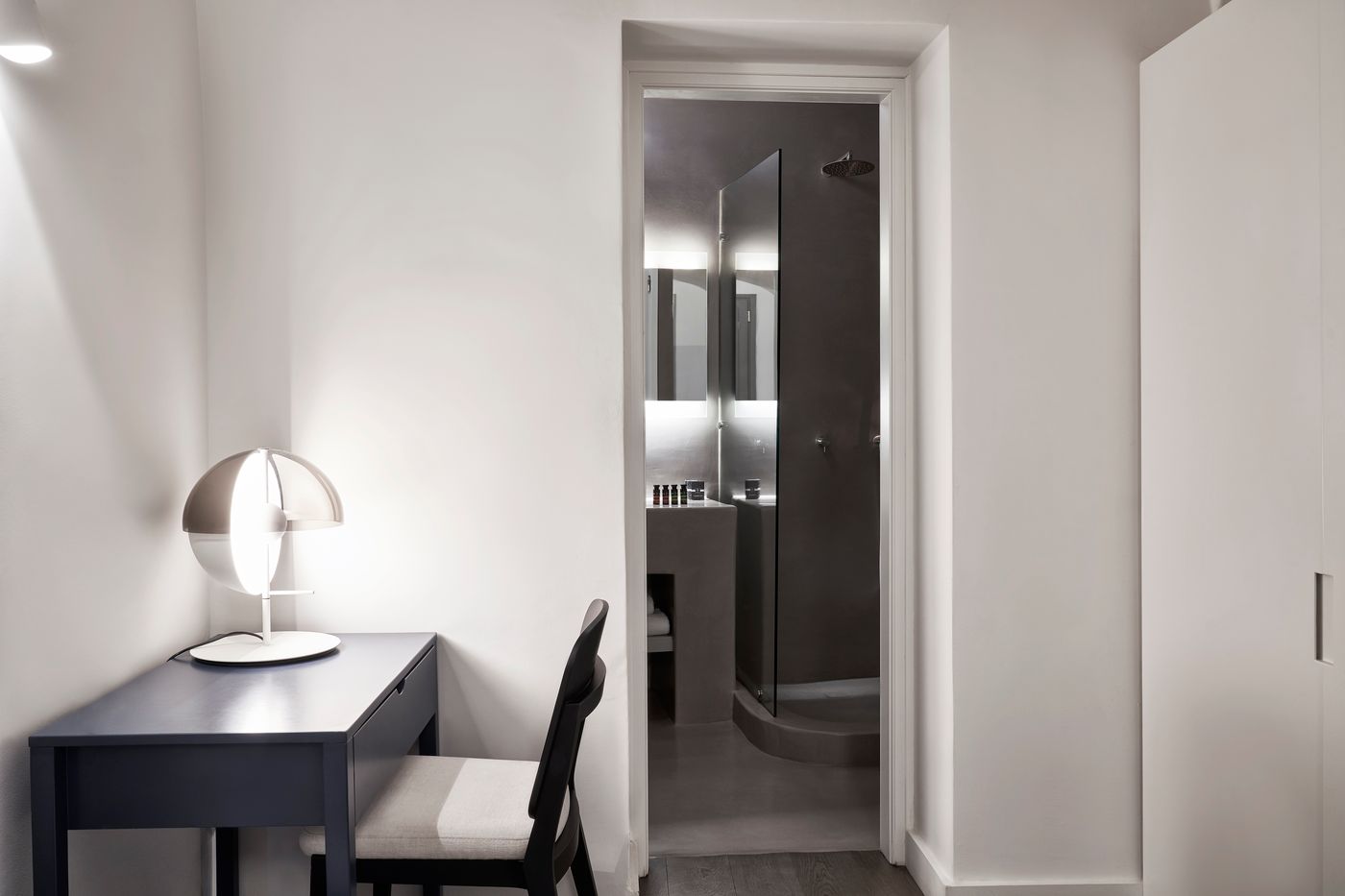 Old-Castle-Oia-Room-21