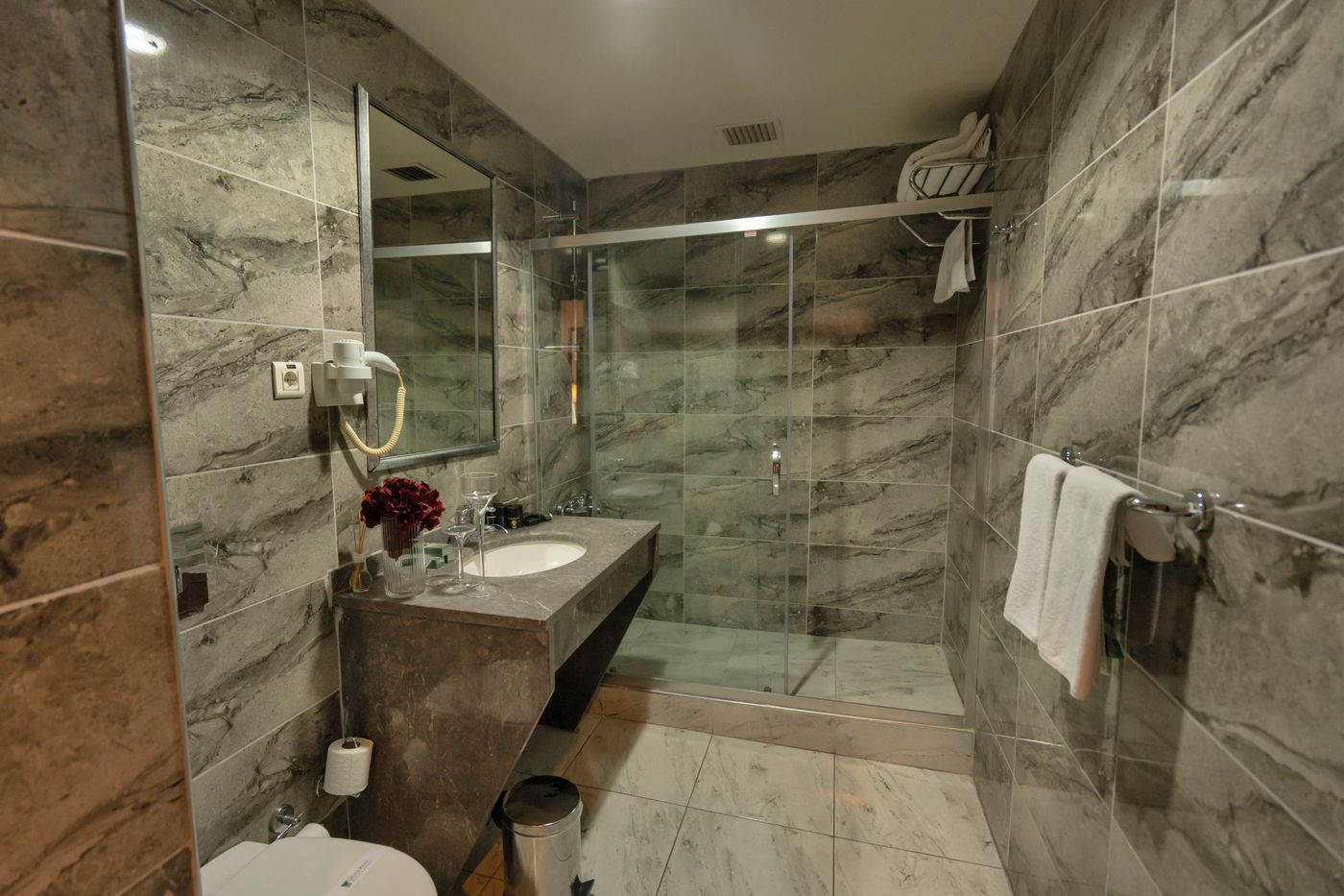 The-Green-Park-Bostanci-Room-24