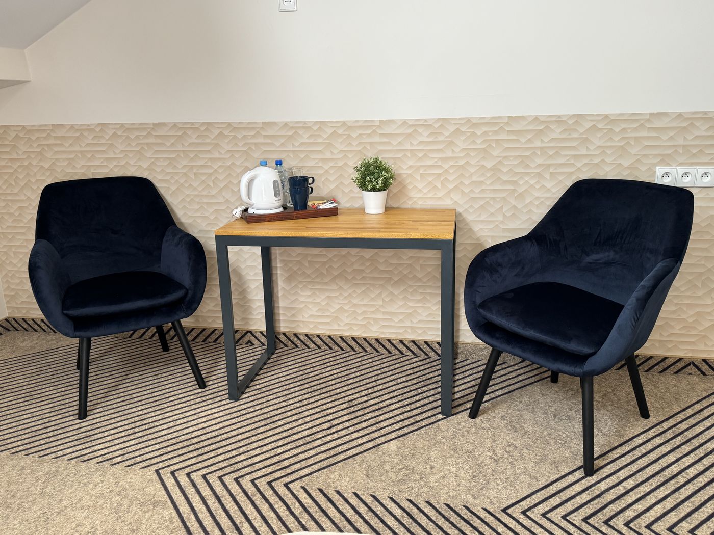 IRIS-Aparthotel-Room-8