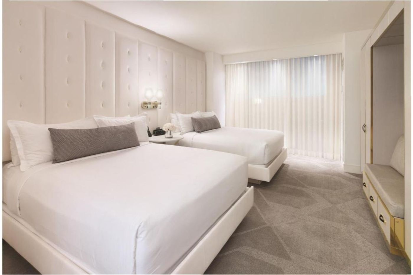 Delano-Las-Vegas-at-Mandalay-Bay-Room-23