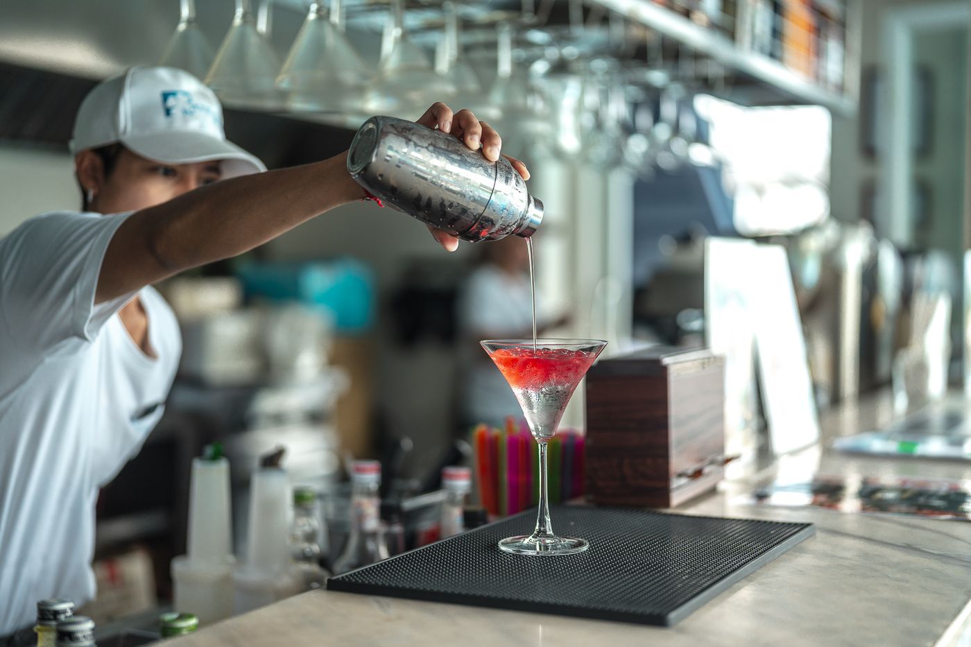 Hotel-Clover-Patong-Phuket-Bar-32