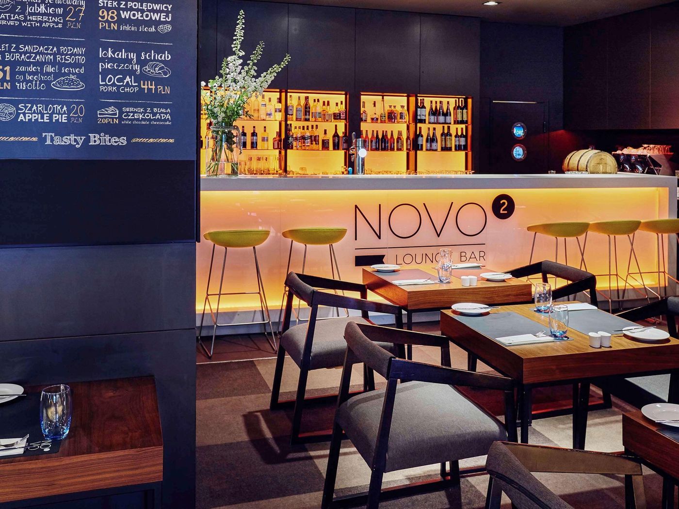Novotel-Krakow-City-West-Bar-22