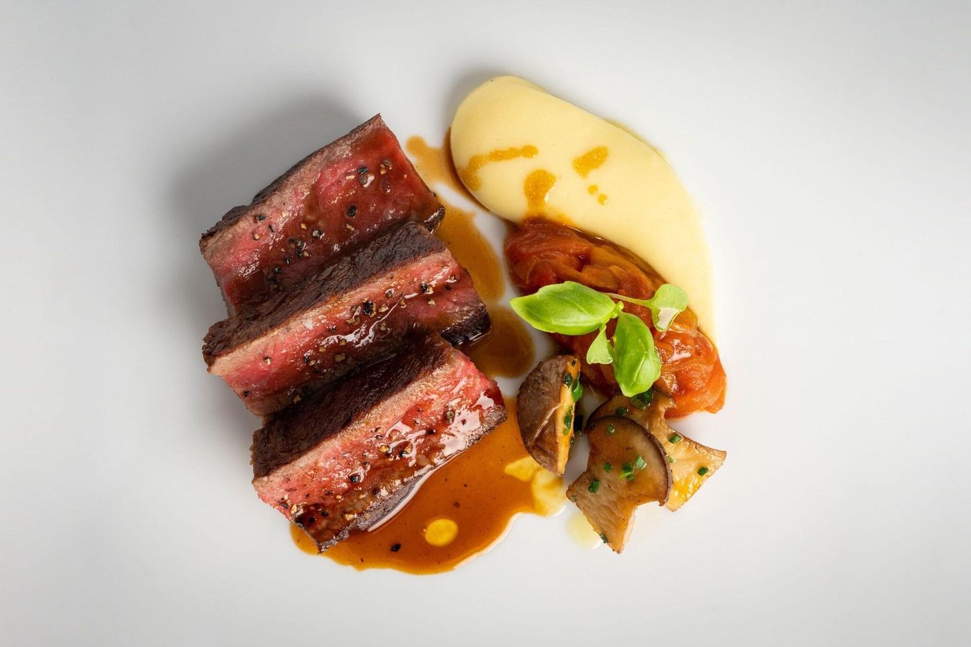 The-Ritz-Carlton--Hong-Kong-Restaurant-63