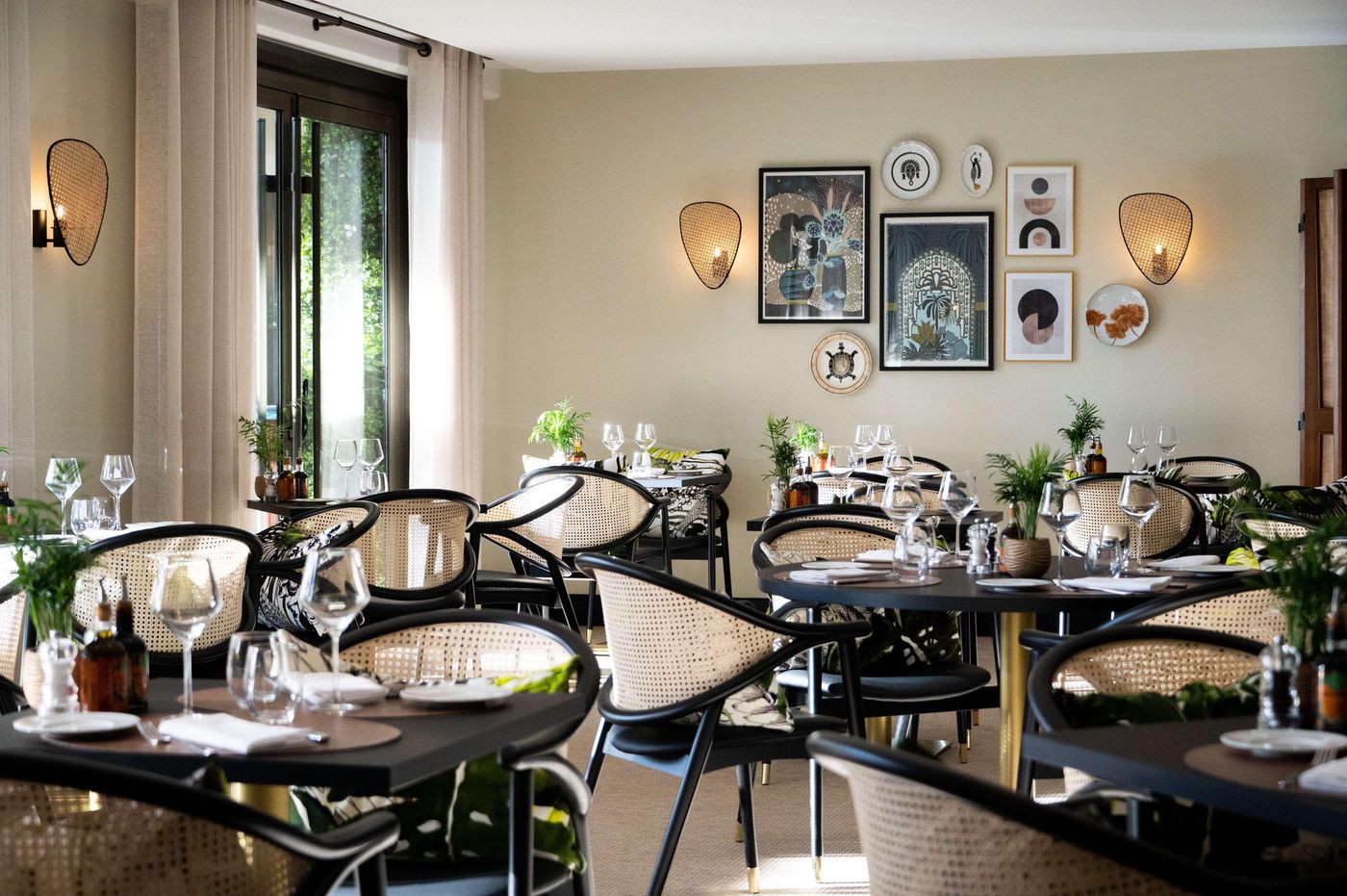 Hyatt-Regency-Nice-Palais-De-La-Mediterranee-Restaurant-44