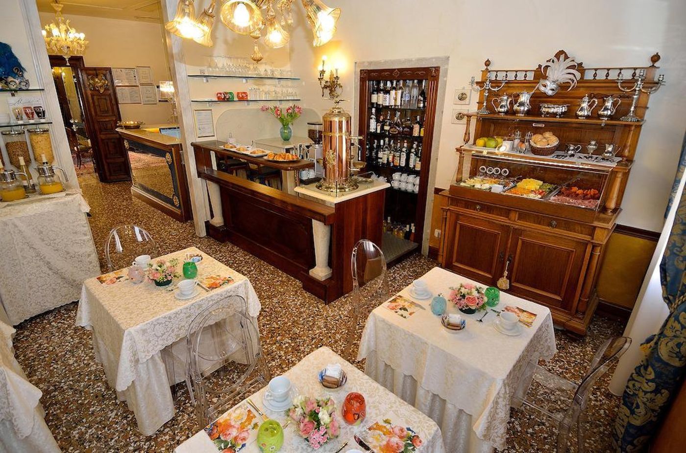 Palazzo-Odoni-General-view-5