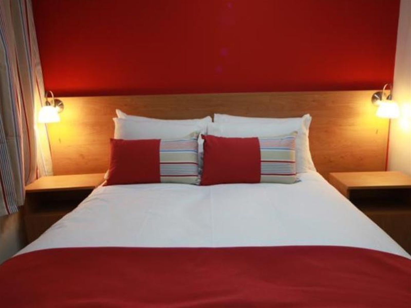 Le Ville Hotel-United Kingdom-Manchester-General view-2