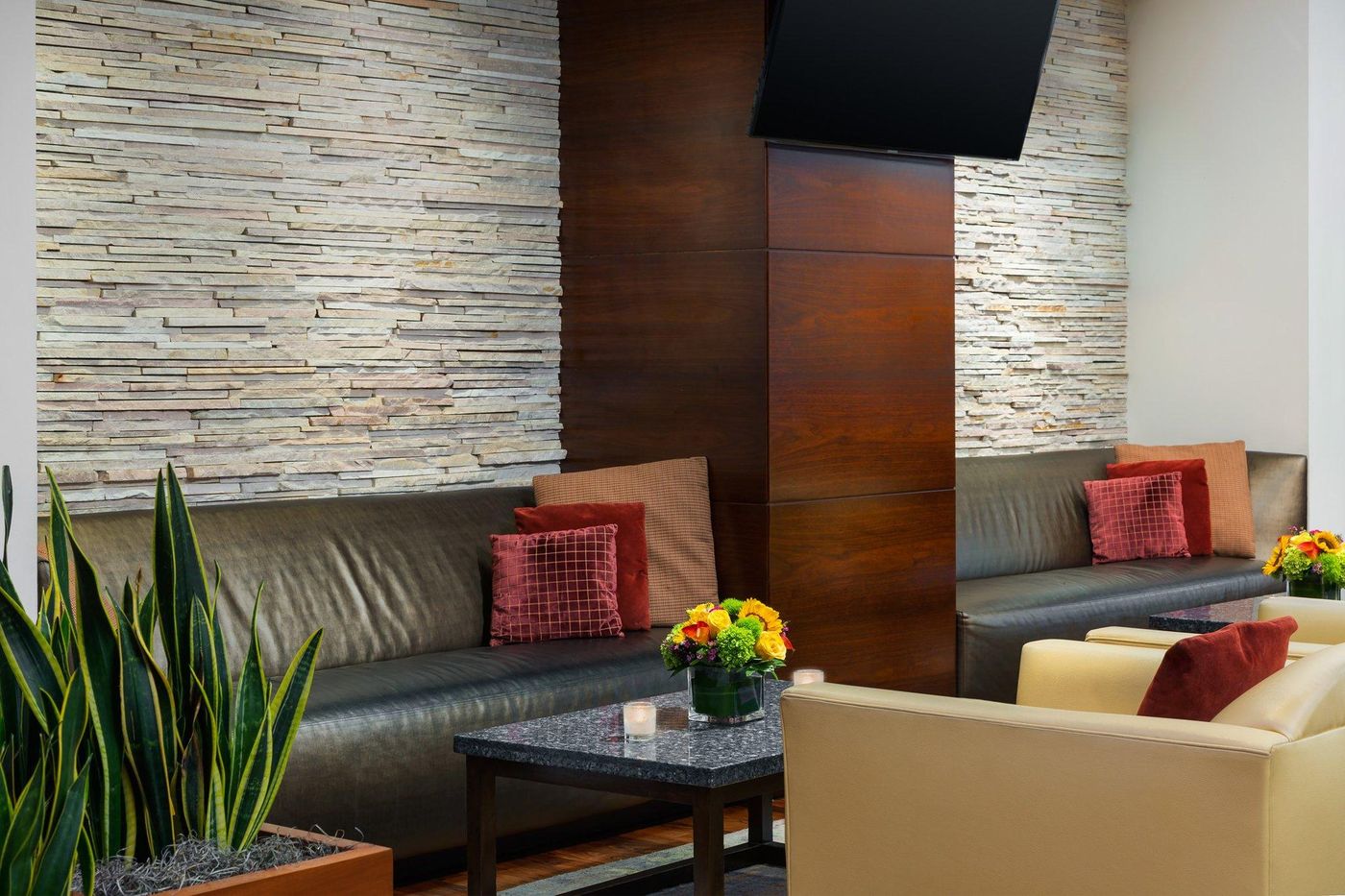 Crowne-Plaza-Times-Square-Manhattan-Bar-14