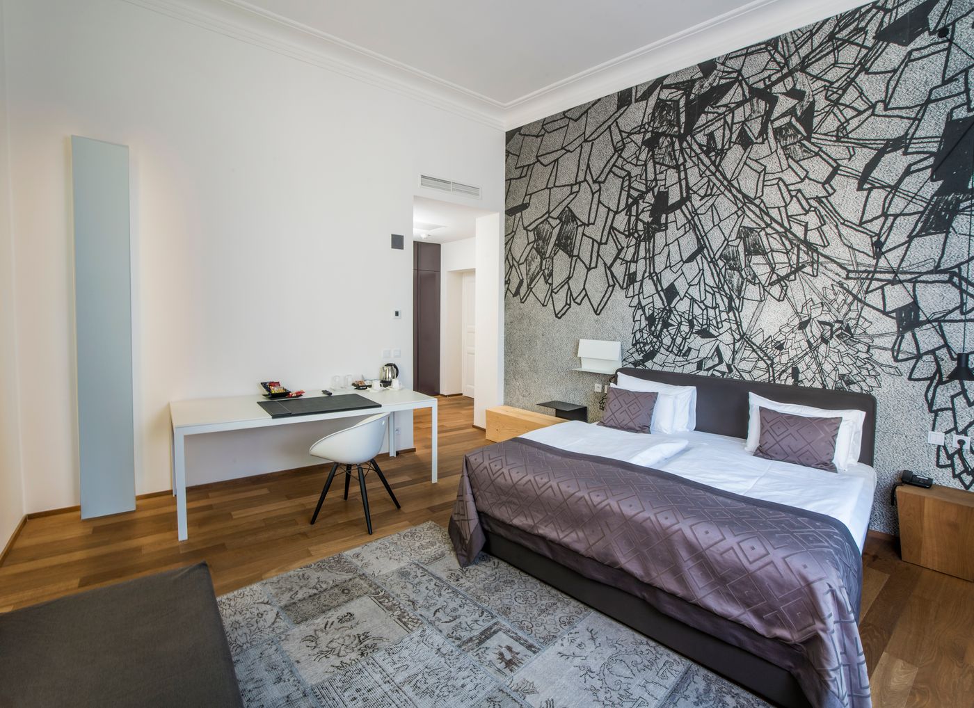 Golden Crown - Czech Republic - Prague - Room - 1