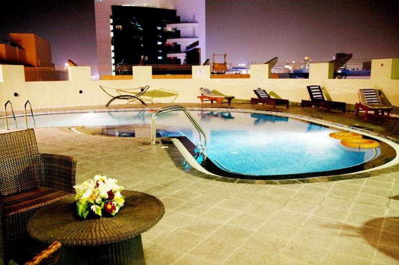 Grand-Midwest-Hotel-Apartment-In-Bur-Dubai-Pool-13