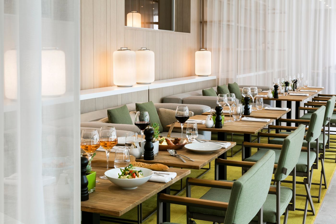 Hotel-Barriere-Le-Gray-d-Albion-Restaurant-45