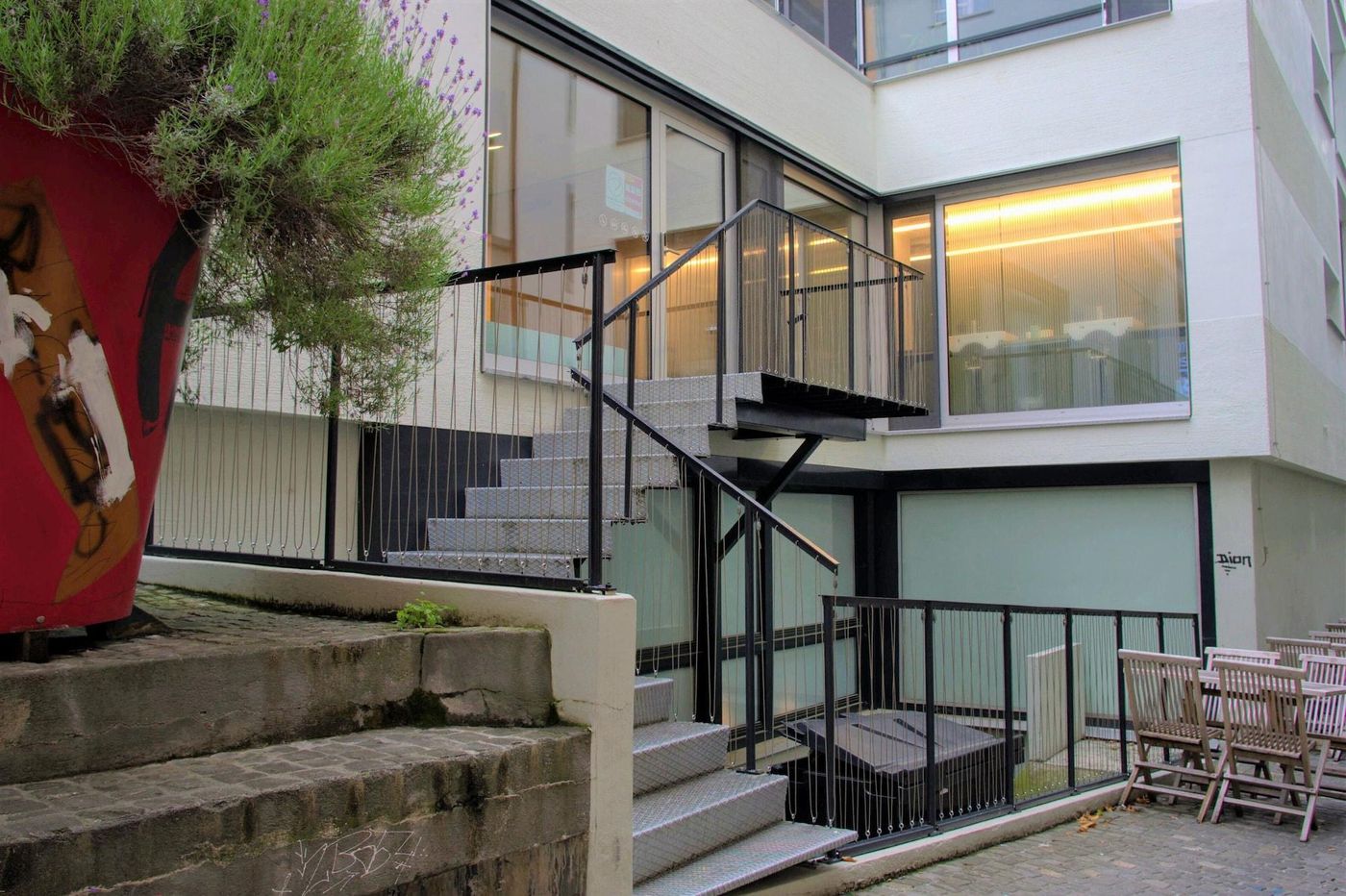 Green Marmot Capsule Hotel Zürich-Switzerland-Zürich-General view-3