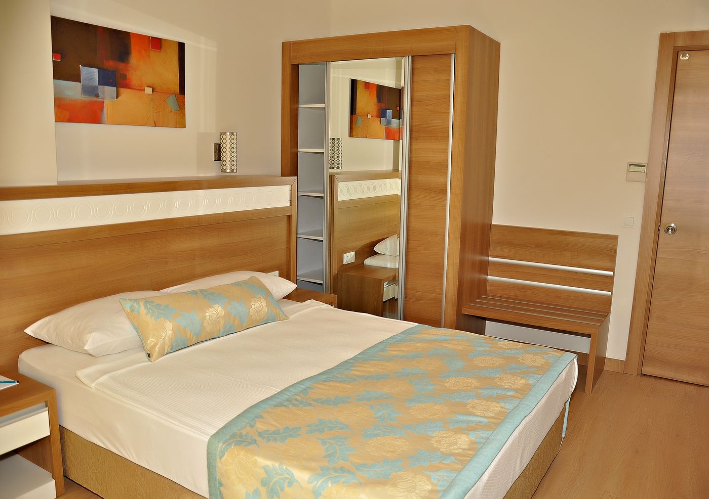 Merve-Sun-Hotel---Spa-Room-17
