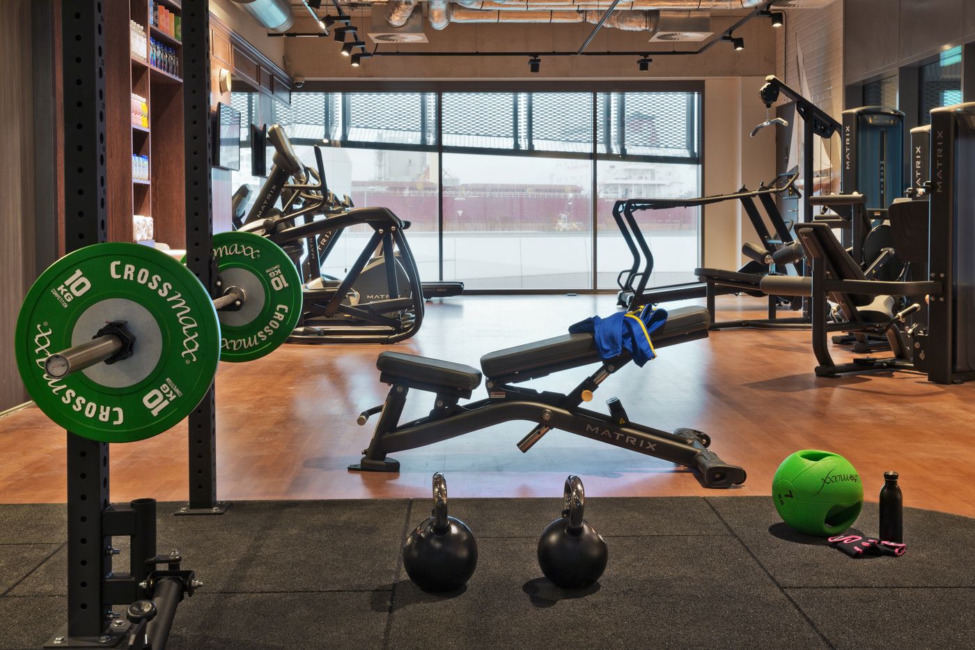 Moxy-Amsterdam-Houthavens-Sports-and-Entertainment-45