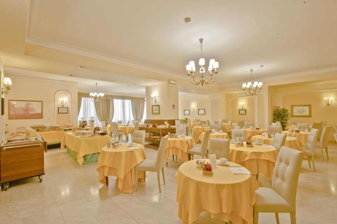 Hotel-Napoleon-Restaurant-29