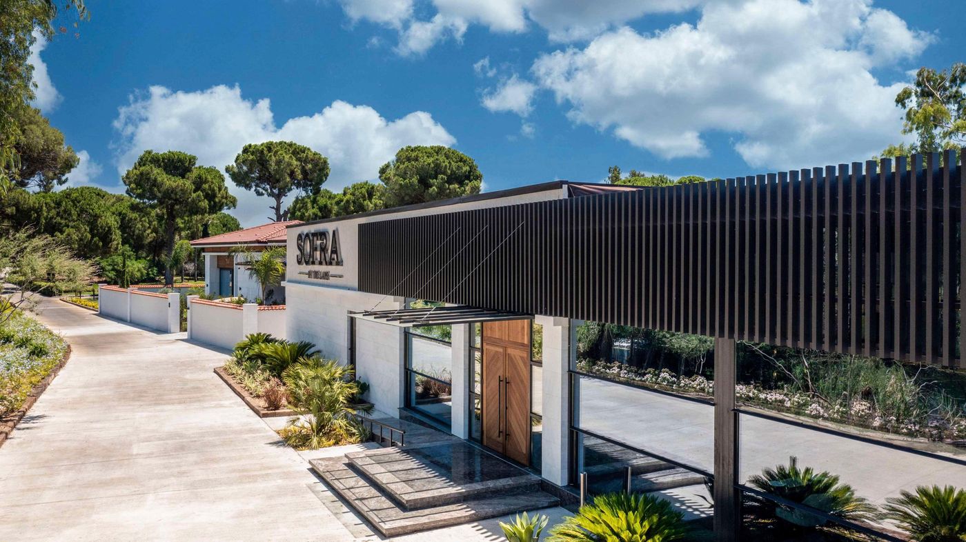 Kempinski-Hotel-The-Dome-Restaurant-22