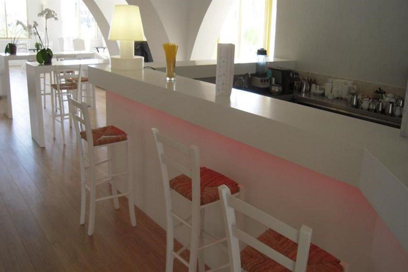 Golden-Arches-Bar-22