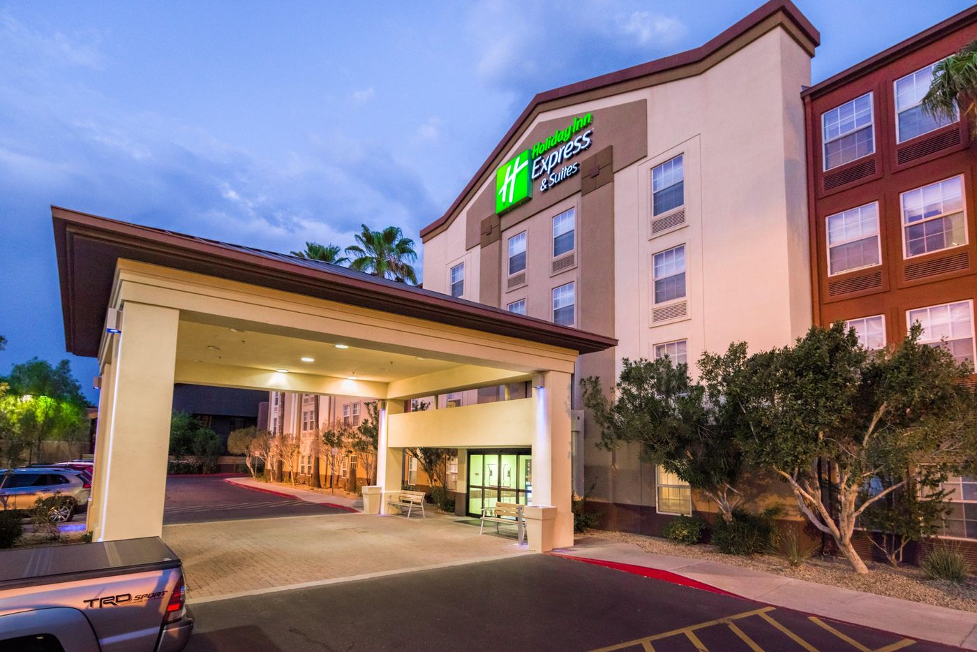 Holiday Inn Express Phoenix Airport -United States-PHOENIX-General view-5