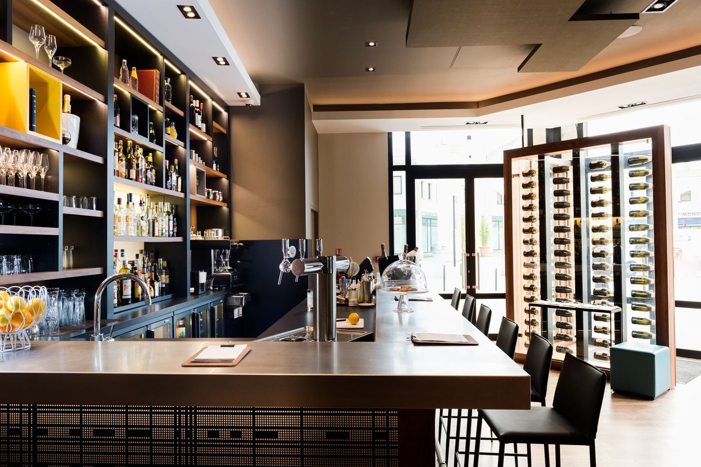 L-elysee-Val-D-europe-Bar-41