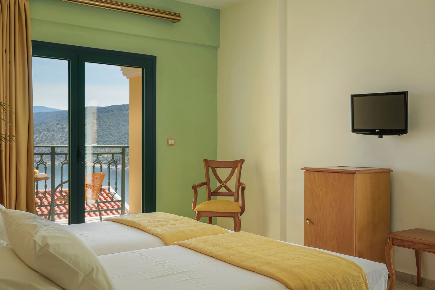 Kefalonia-Bay-Palace-Room-28