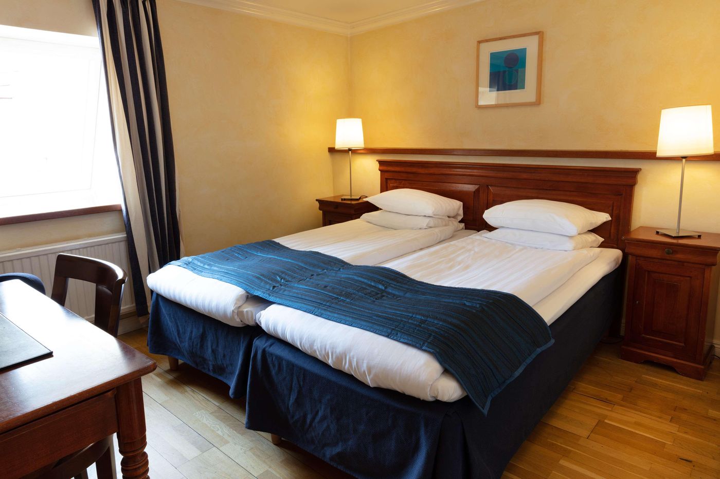 Sure Hotel by Best Western Center-Sweden-Gothenburg-Room-10