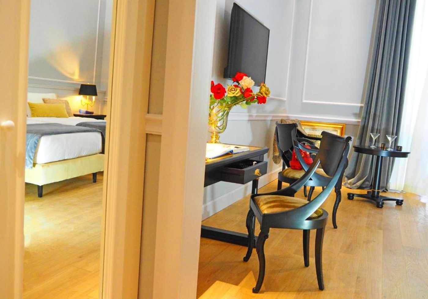 Grand-Hotel-et-des-Palmes-Room-17