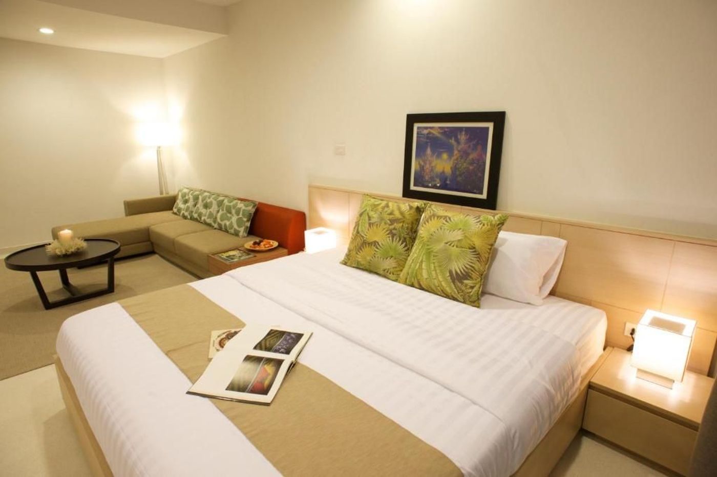 The-Silver-Palm-Wellness-Resort---Bangkok-Room-53