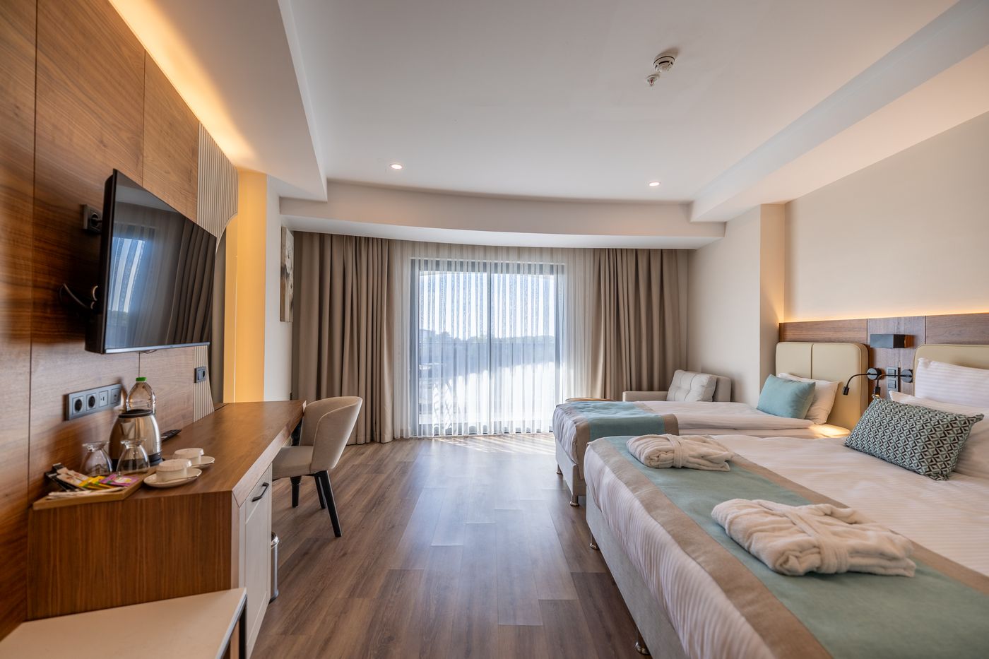 01.05.25 Side Moon Palace